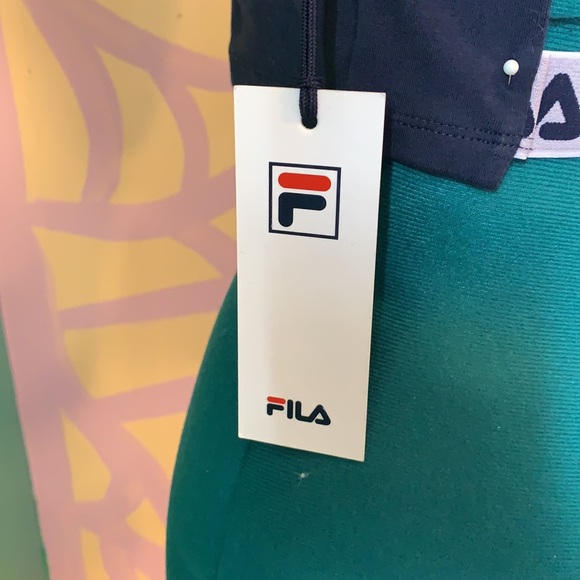 Crop Top - Picture 5 of 6